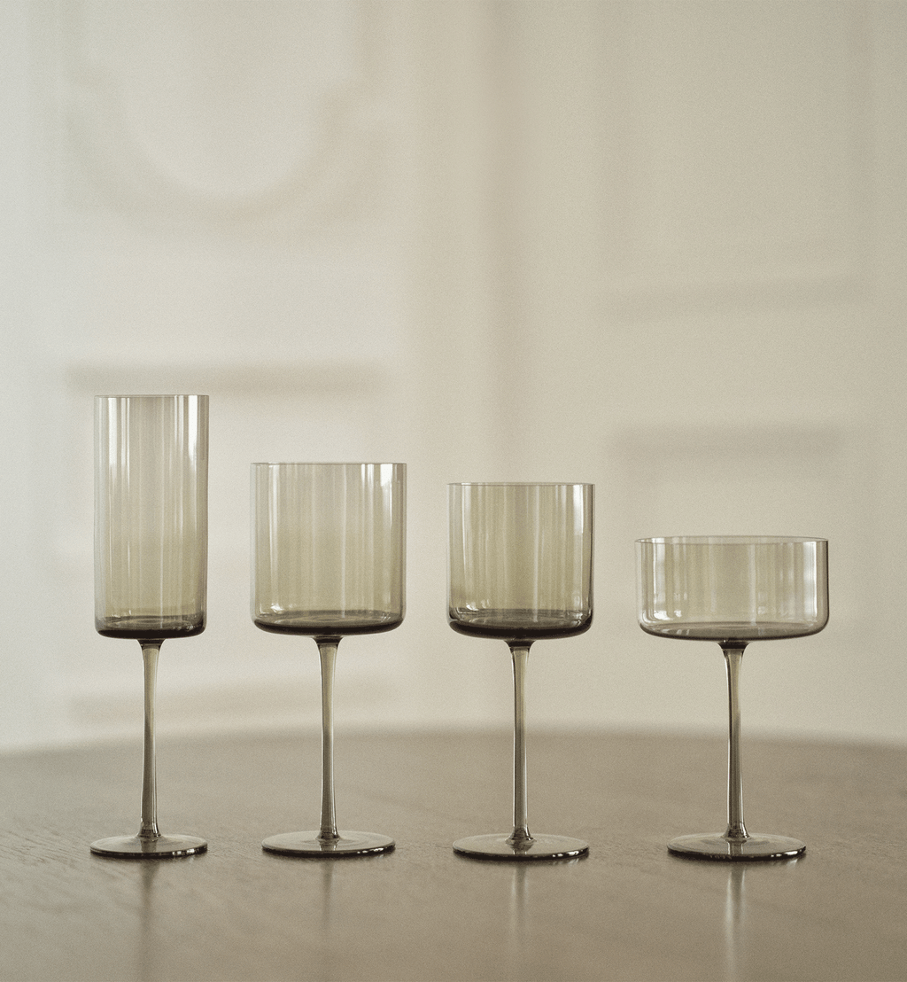 Classic 1968 Crystal White Wine Glasses, Smoky, 250 ml