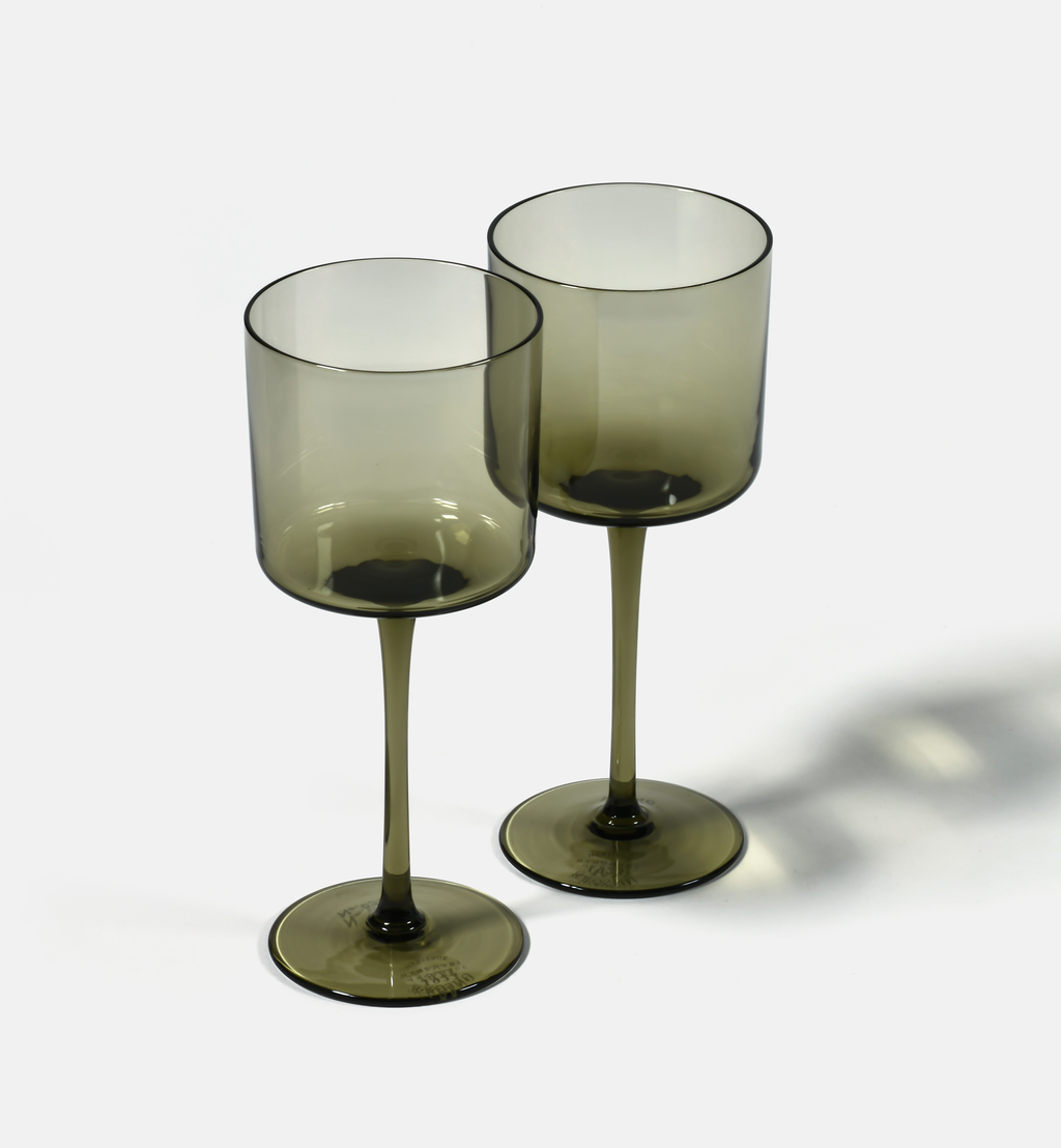 Classic 1968 Crystal White Wine Glasses, Smoky, 250 ml