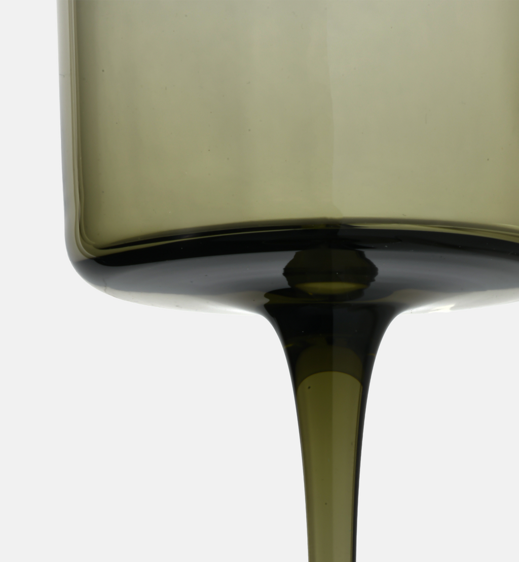 Classic 1968 Crystal White Wine Glasses, Smoky, 250 ml