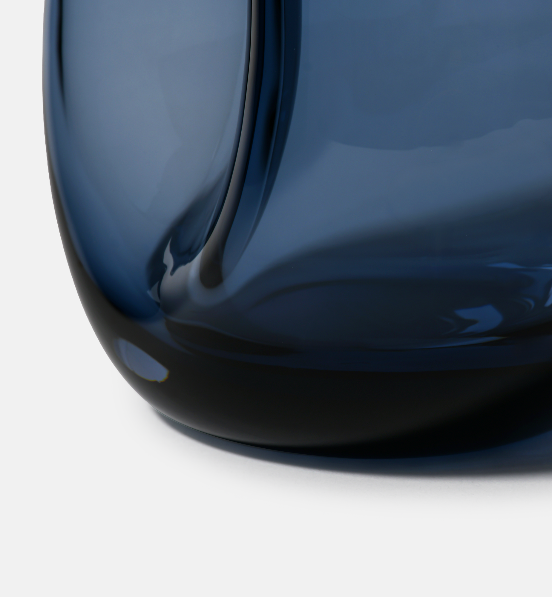 Flow Vase, Navy, 20 cm