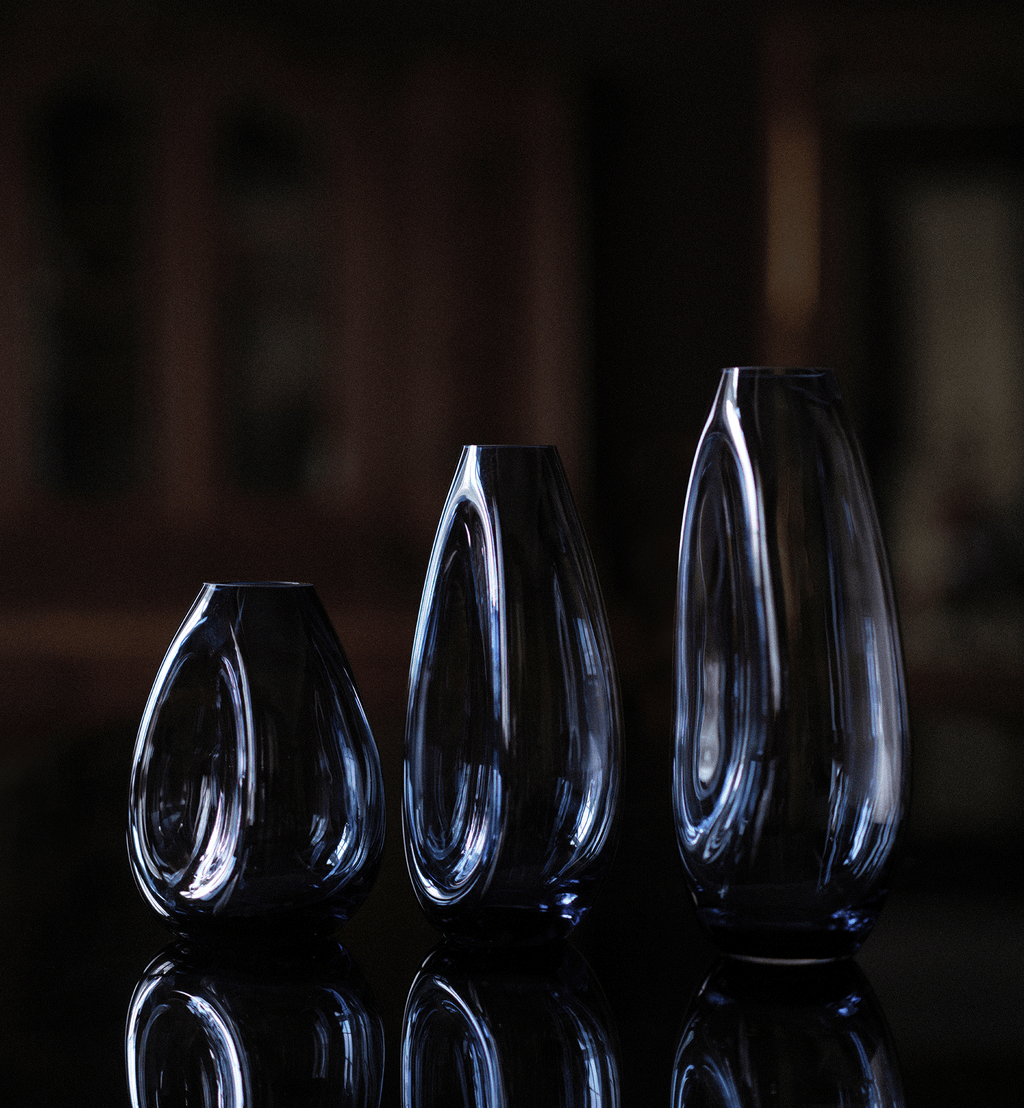 Flow Vase, Navy, 20 cm