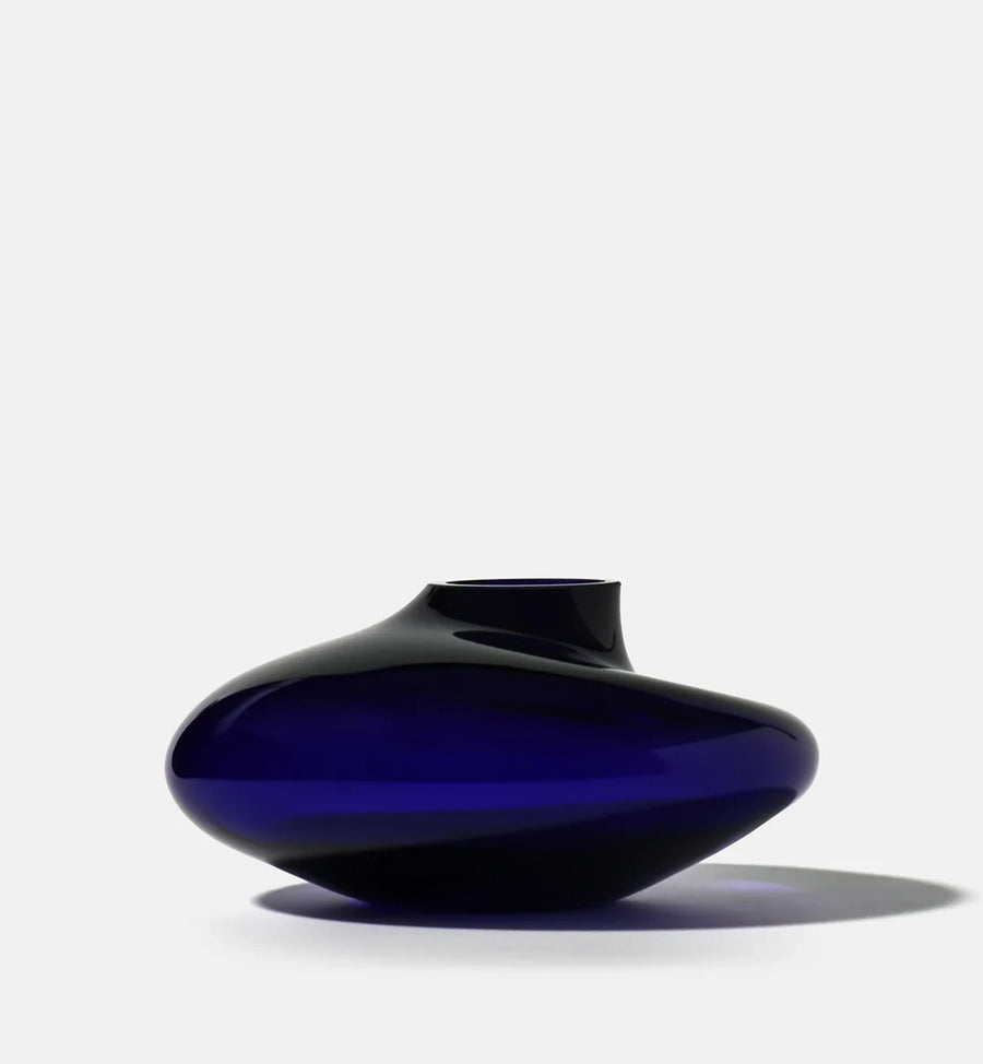 PEBBLE 2017 Vase, Cobalt, 12 cm
