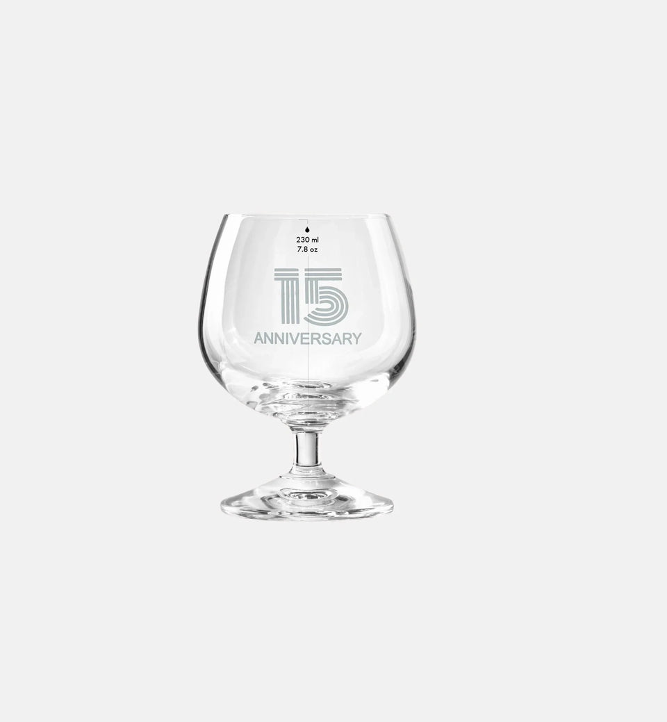 Zdobiony kieliszek z napisem 15 ANNIVERSARY, 15 ROCZNICA 230 ml