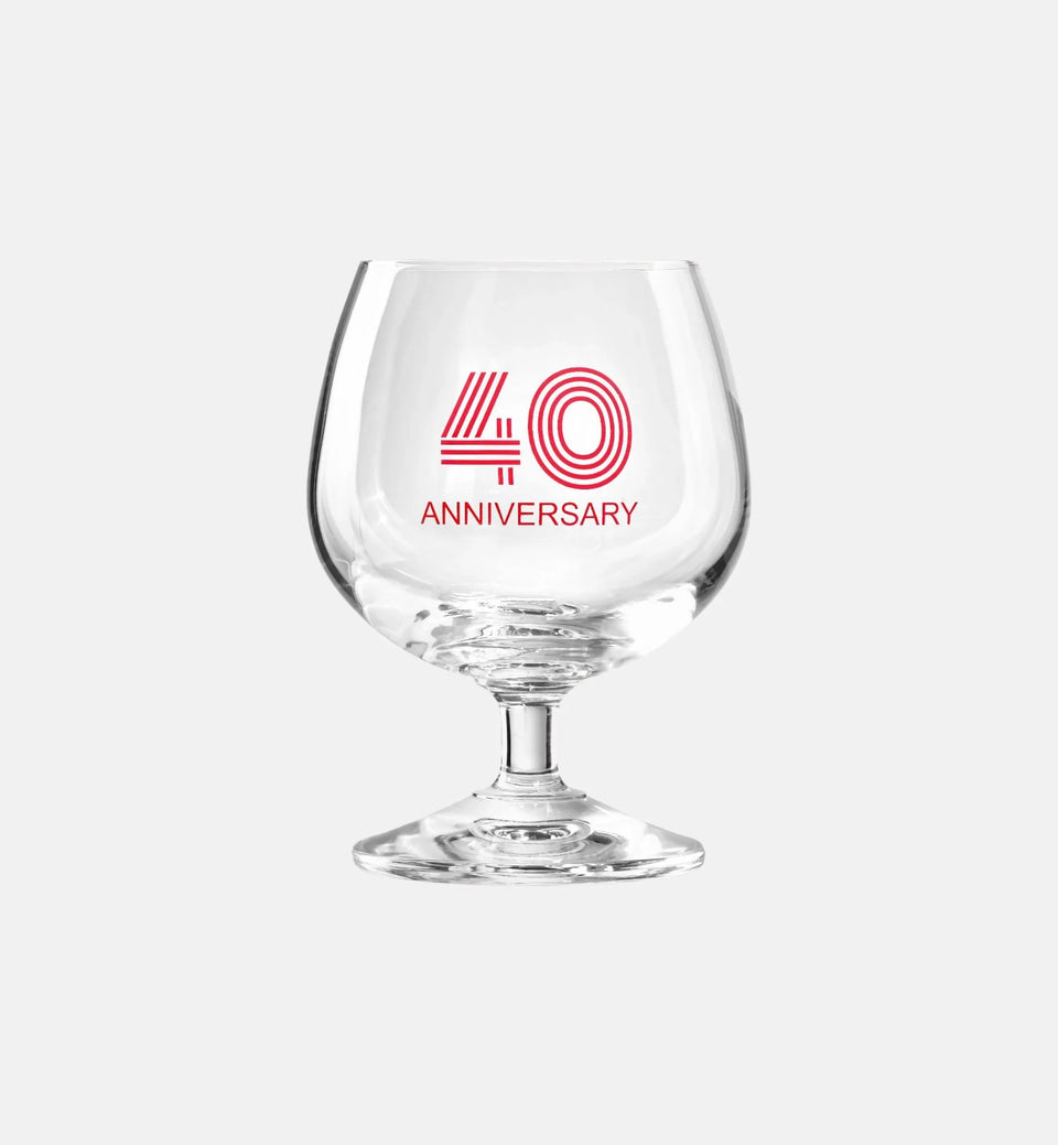 Zdobiony kieliszek z napisem 40 ANNIVERSARY, 40 ROCZNICA 230 ml