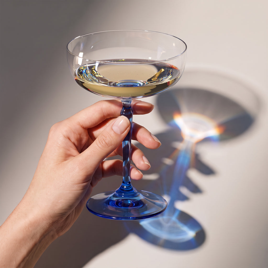 Sektgläser mit saphirblauem Stiel, 230 ml