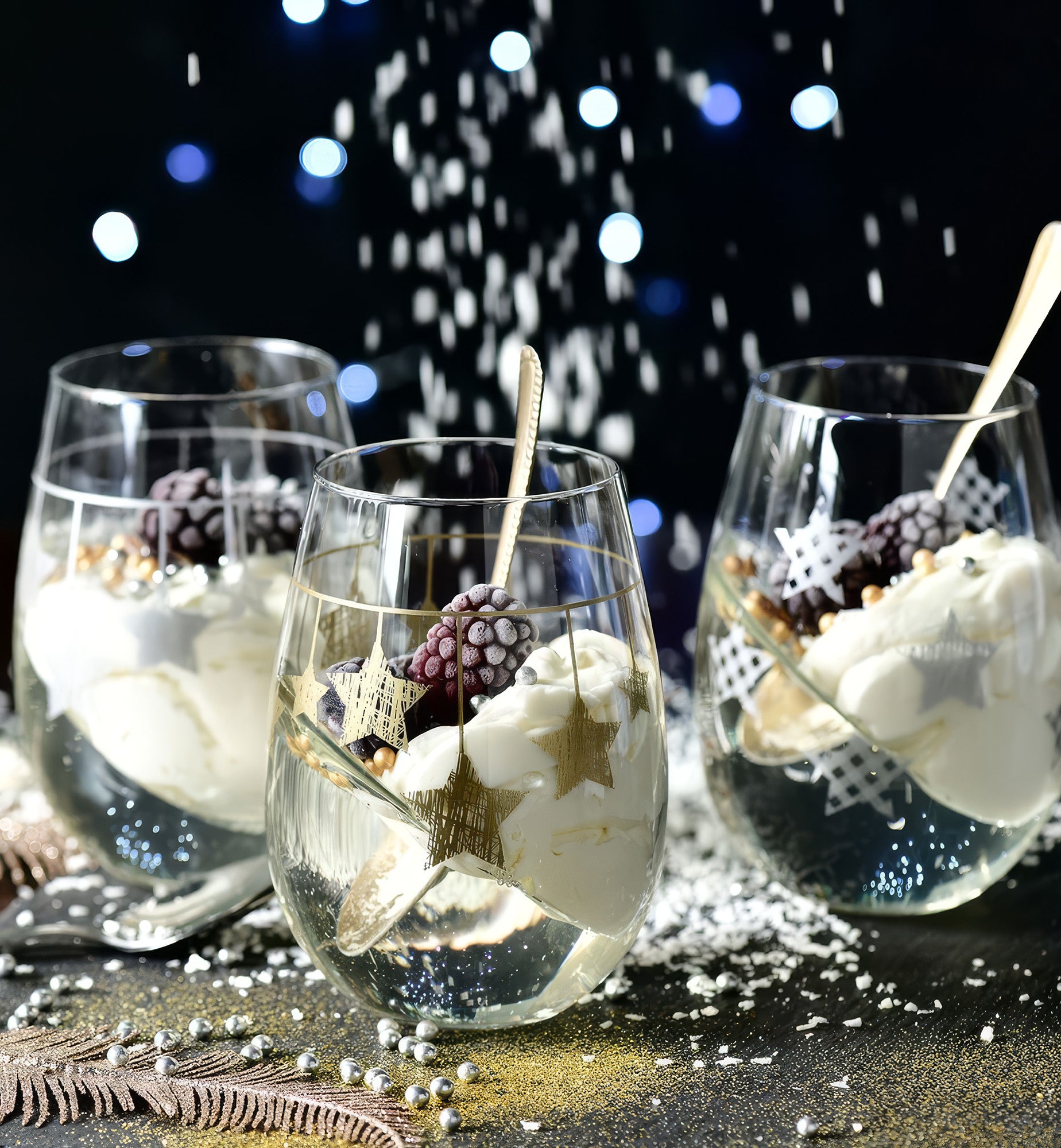 Szklanki STAR gwiazdki wiszące złote 500 ml