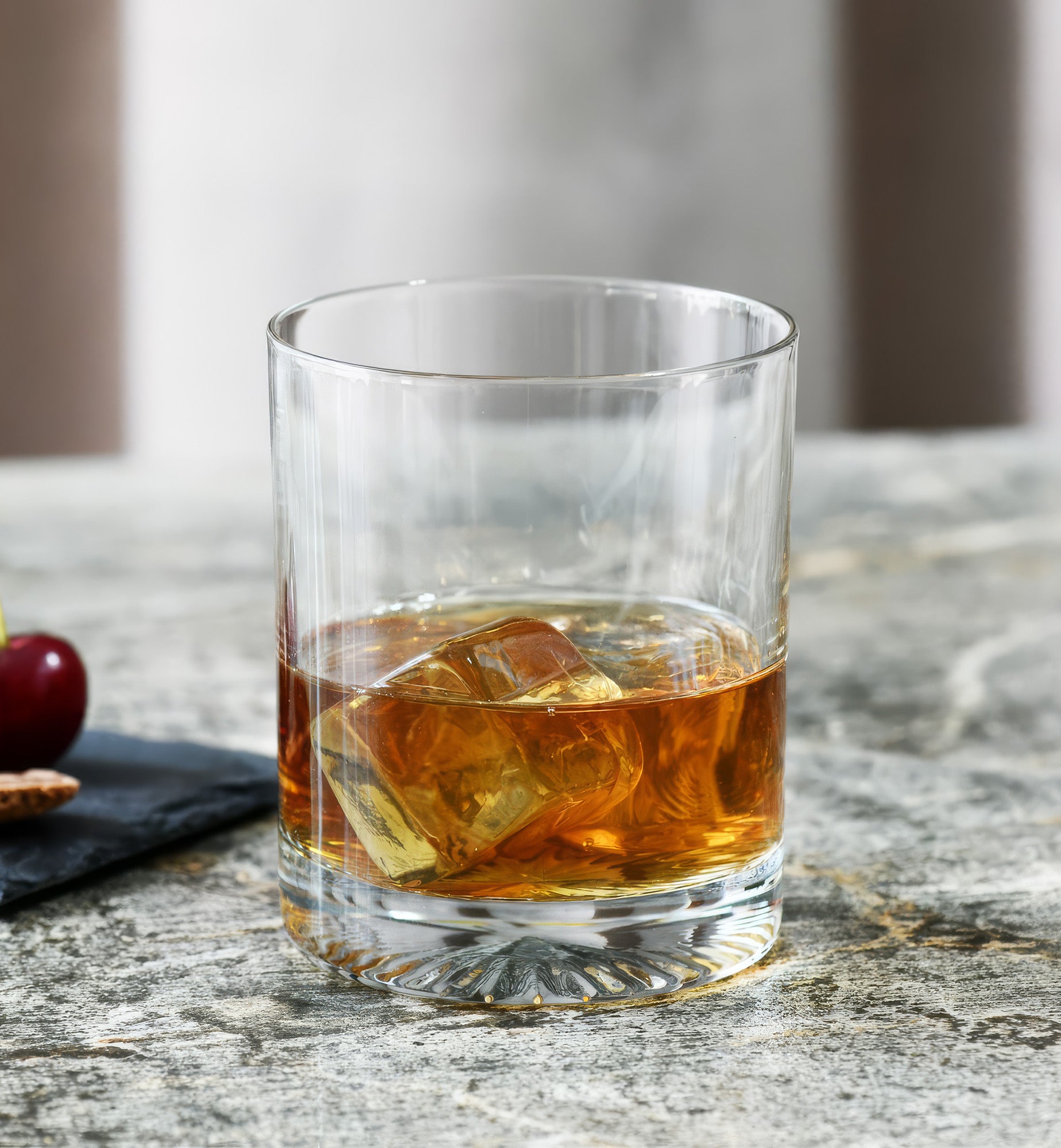 Szklanki do whisky 300 ml z tłoczonym dnem