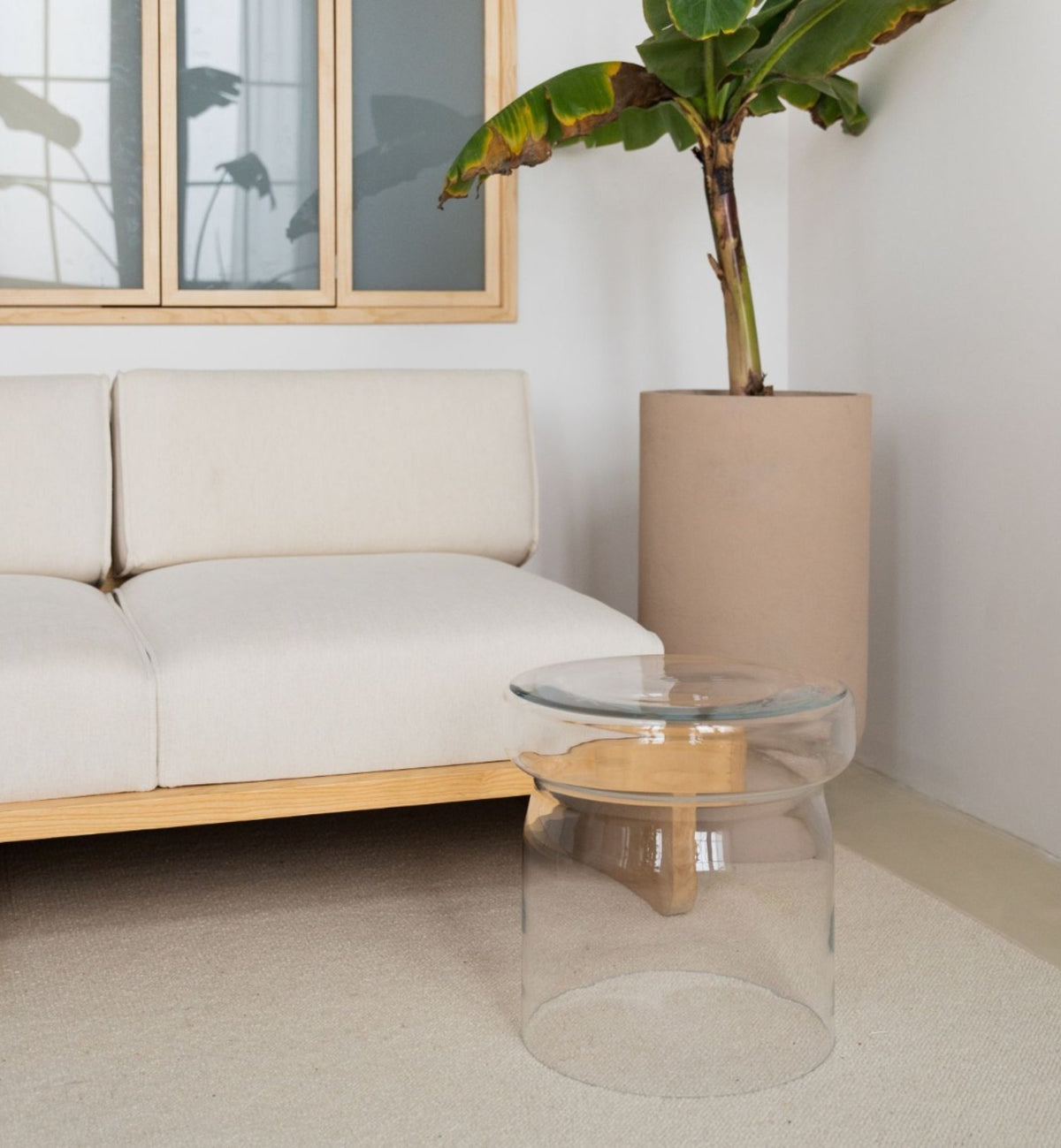 KING clear coffee table