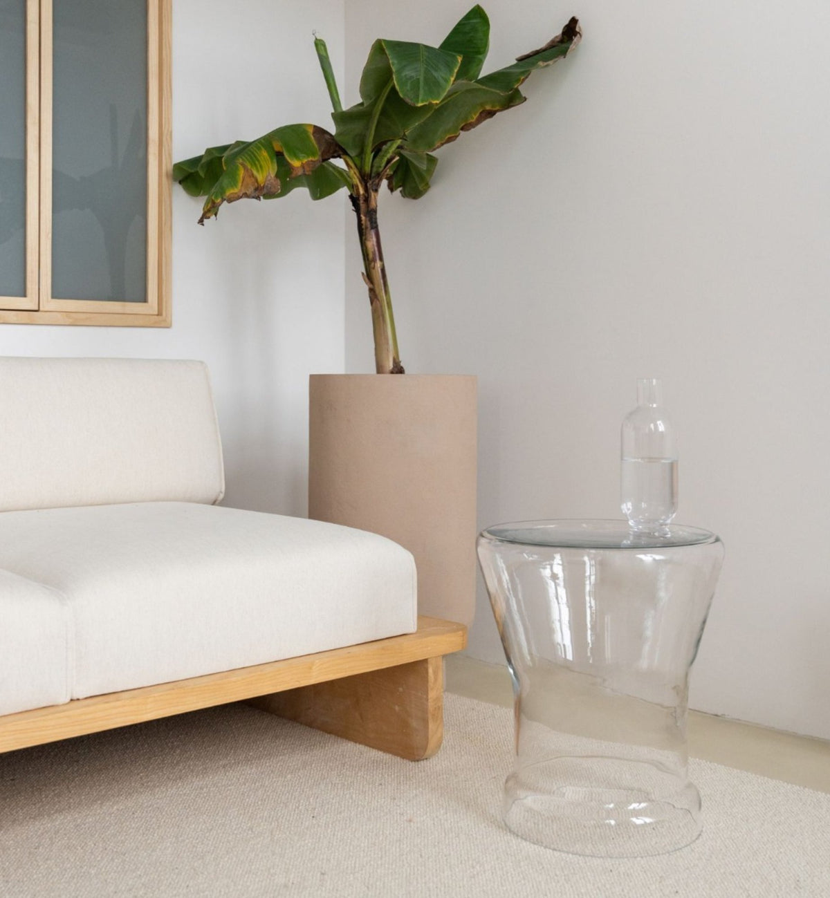 GAMBIT clear coffee table