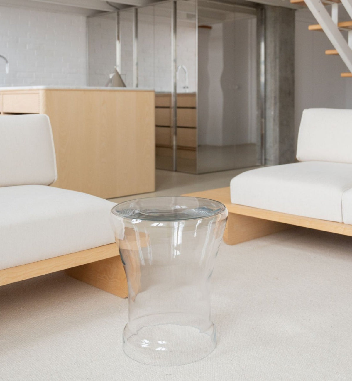 GAMBIT clear coffee table