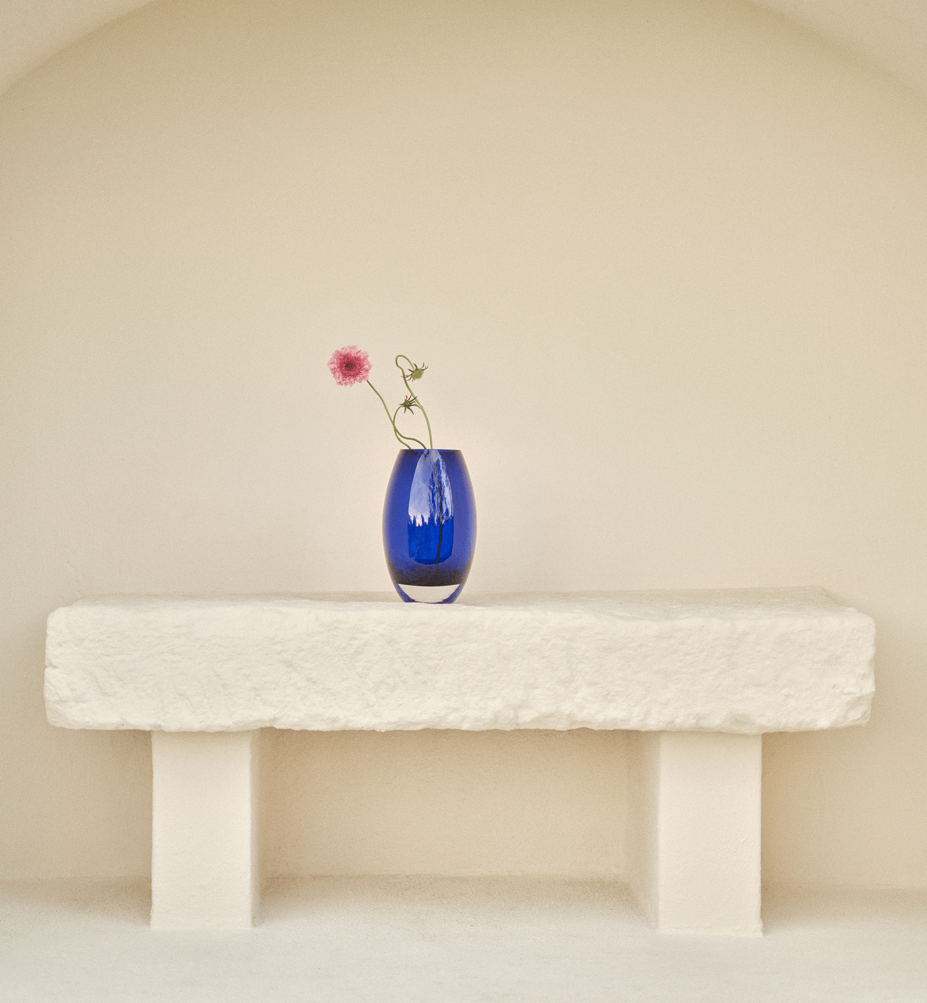 The Bullet Crystal Vase, Cobalt, 23.5 cm